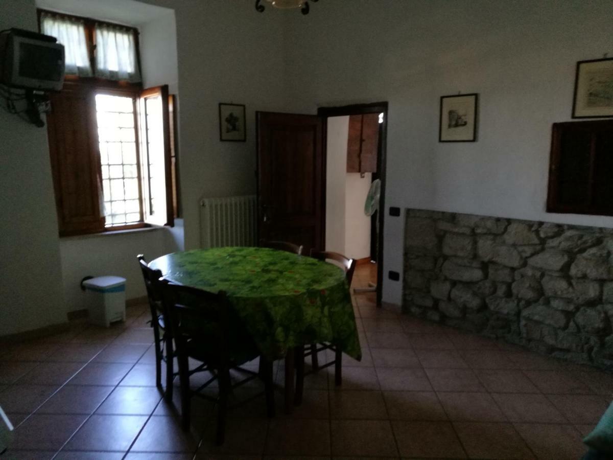 I Castagnini Leilighet Montecatini Val di Cecina Eksteriør bilde
